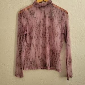 St. John Sheer Fitted Top Size Large